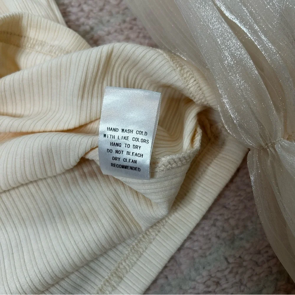 Peony Pastels Cream Ribbed Blouse with Sheer Puff Sleeves Size Large Spring